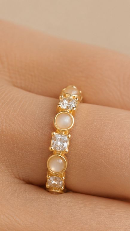 Golden Halo Crystal Pearl Ring